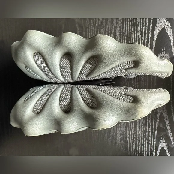adidas gazelle silver green womens Adidas Yeezy Boost 700 Inertia
